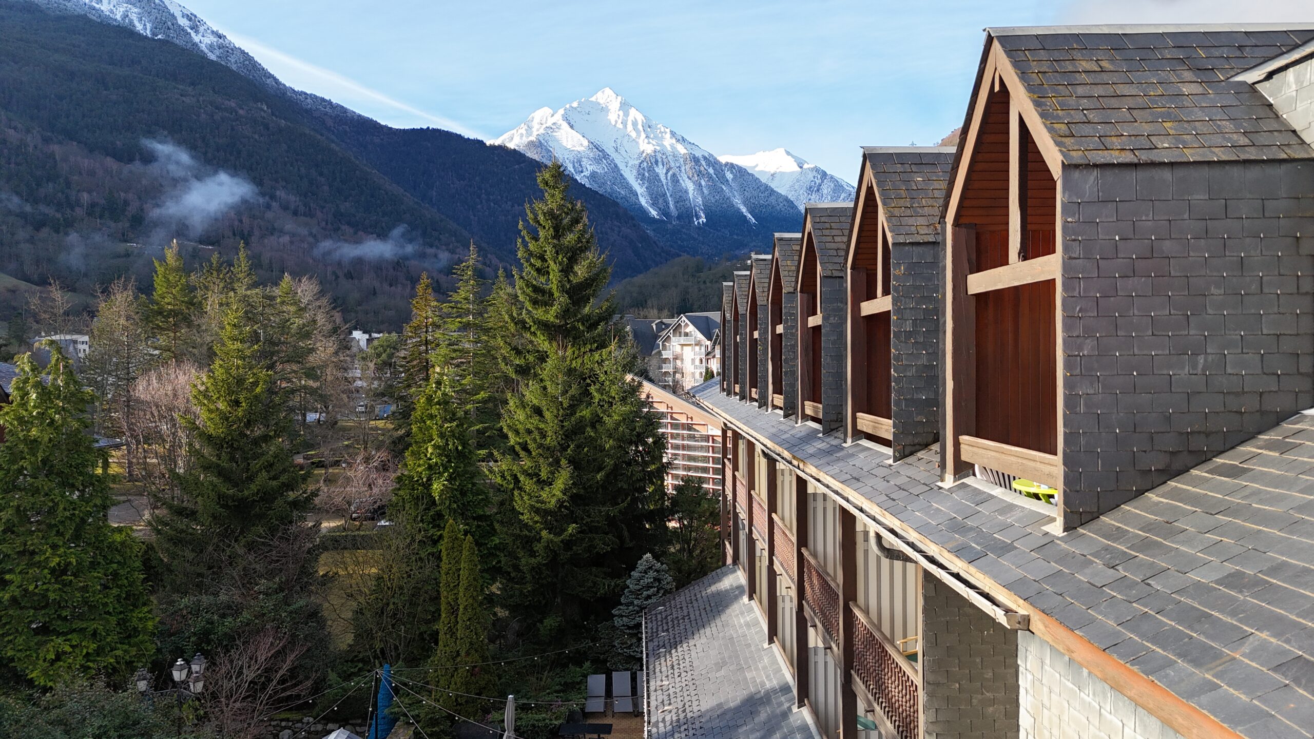 MERCURE SAINT LARY